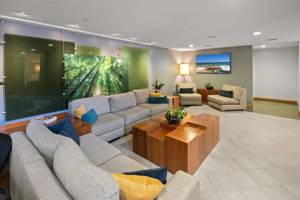 https://cdn.realtyfeed.com/cdn/127/306740725/540062c9b6bb786bf372f62a4dd865bf.webp