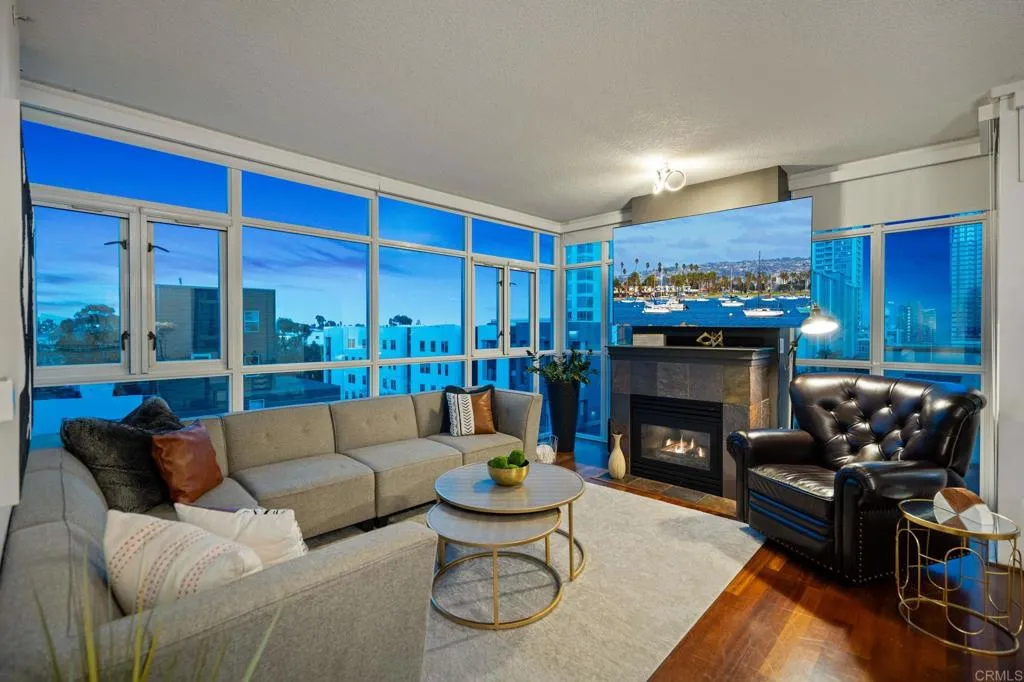 https://cdn.realtyfeed.com/cdn/127/306740725/755635601f6144d0c80bcfe51bff9956.webp