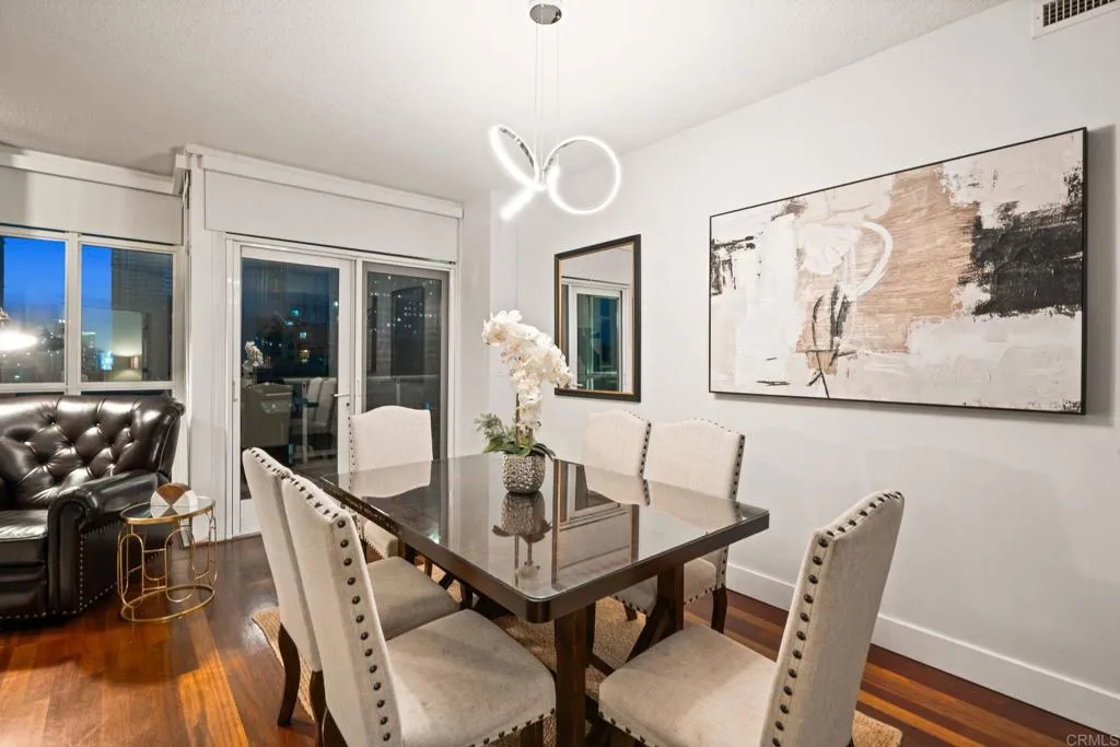 https://cdn.realtyfeed.com/cdn/127/306740725/8ac4dcf94902daefe8aac902a3474018.webp