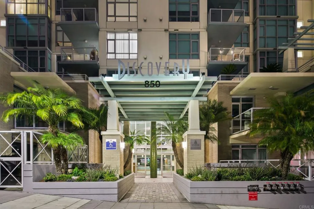 https://cdn.realtyfeed.com/cdn/127/306740725/cd203c26f6cbfea1eb9abdb045e249e8.webp