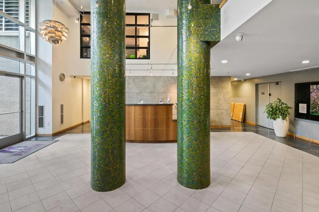 https://cdn.realtyfeed.com/cdn/127/306740725/d40ea5f0fdb15c7593df8723d995e4c9.webp