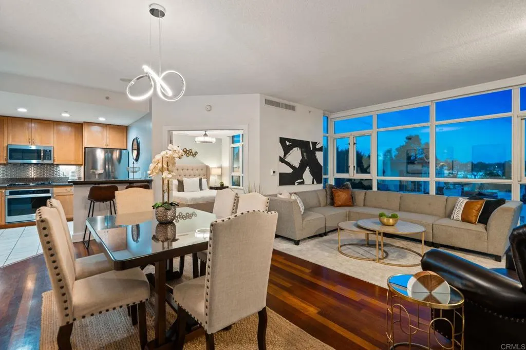 https://cdn.realtyfeed.com/cdn/127/306740725/f739835596e3a61d8d424eb73923568d.webp