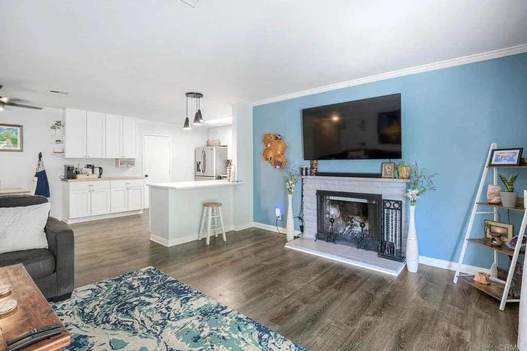 https://cdn.realtyfeed.com/cdn/127/306740727/297157aa65dcff26de1127a9b37ba3fb.webp
