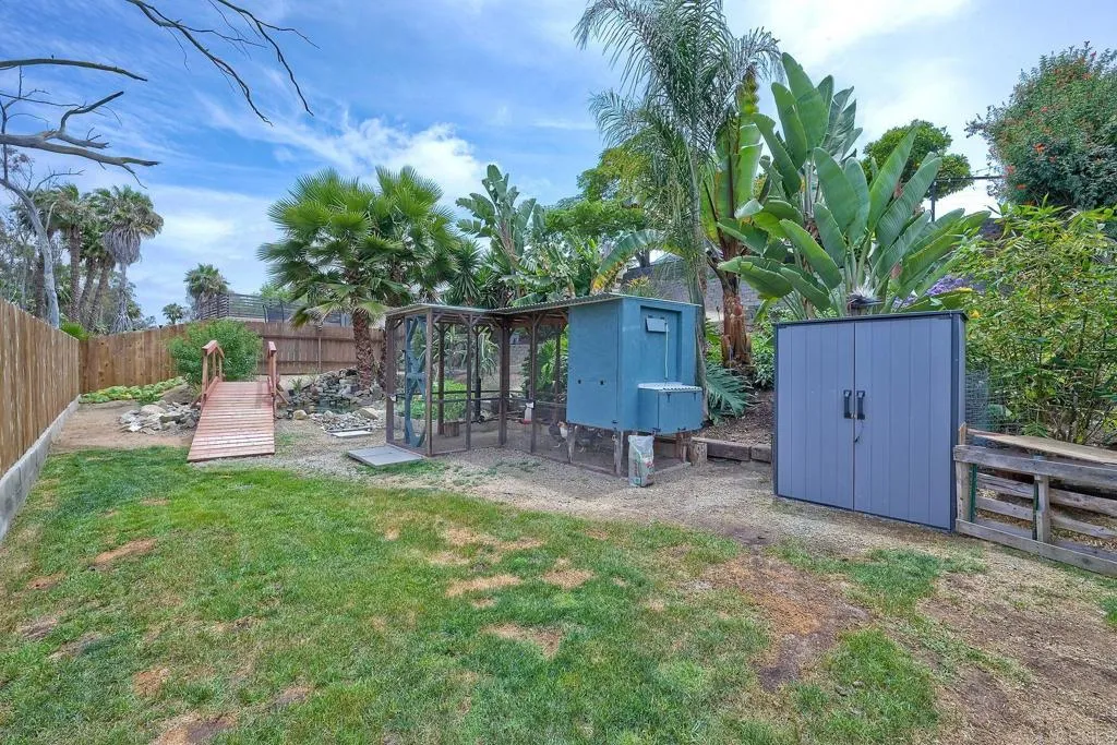 https://cdn.realtyfeed.com/cdn/127/306740727/2ceeba037e0157efd585783b6b3fbe80.webp
