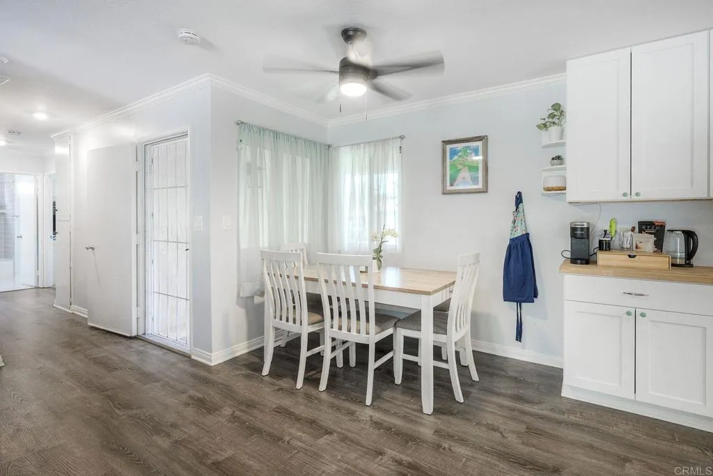 https://cdn.realtyfeed.com/cdn/127/306740727/4f18e28a3209e38b0f8863df861c3f70.webp