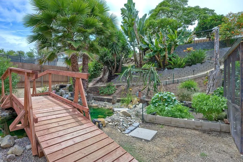 https://cdn.realtyfeed.com/cdn/127/306740727/ac4012068e1de1566005050254f70682.webp