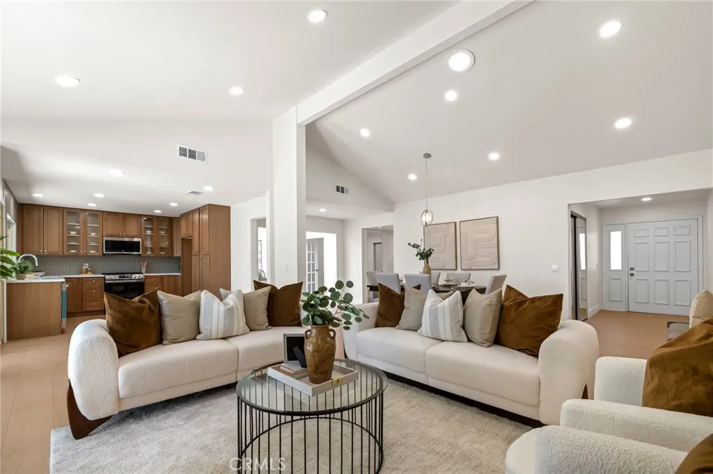 1080 Pebble Beach Drive, Upland, CA 91784 - Photo 5 of 38, Upland, CA
