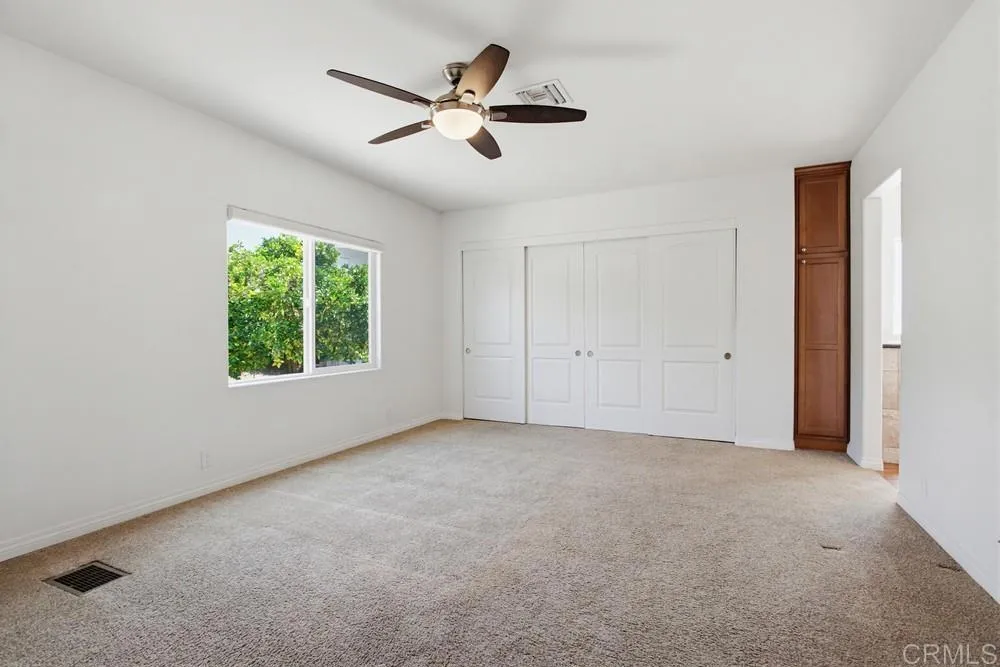 https://cdn.realtyfeed.com/cdn/127/306740772/0b4a3bc9d4d7b8c97eb4bbf4afeb08df.webp