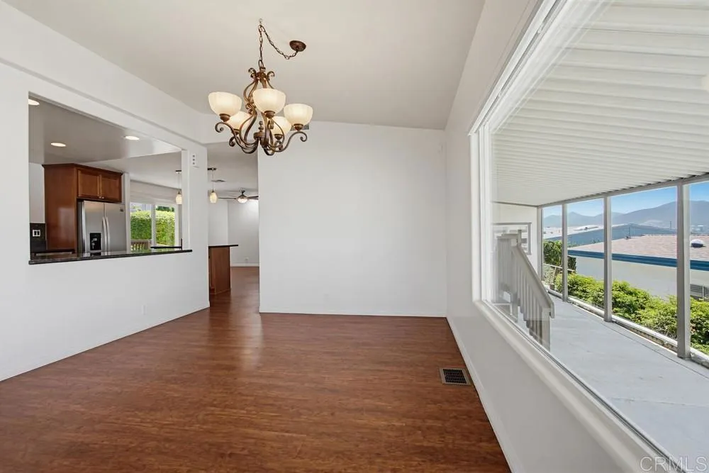 https://cdn.realtyfeed.com/cdn/127/306740772/1a8bf2508aed51df2019f70852513cfa.webp
