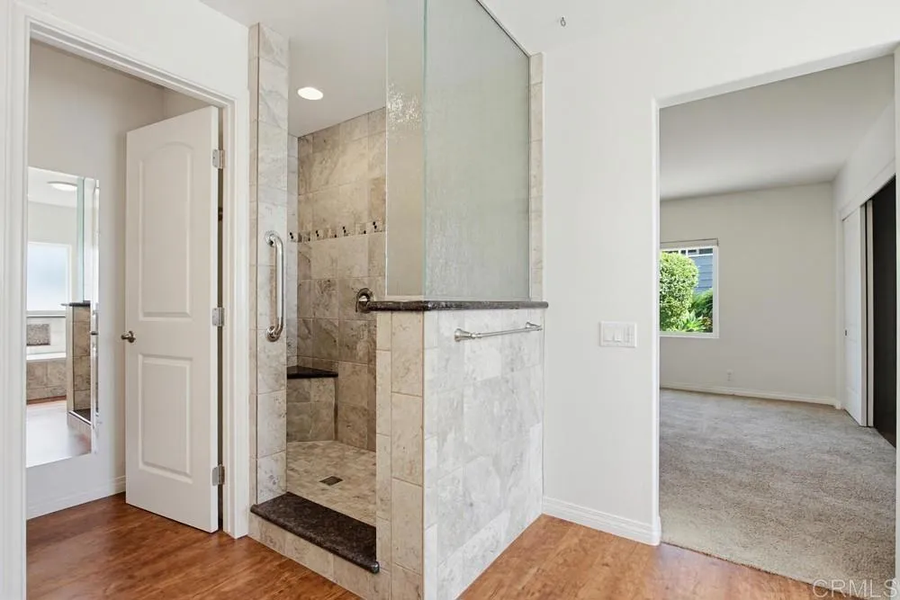 https://cdn.realtyfeed.com/cdn/127/306740772/875cff58043f0d19d4ab69ca40b891f1.webp