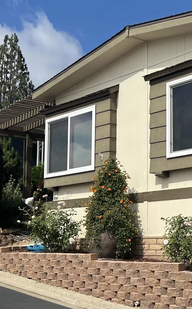 https://cdn.realtyfeed.com/cdn/127/306740772/a2eace397ddd25914fea4d661a26387f.webp