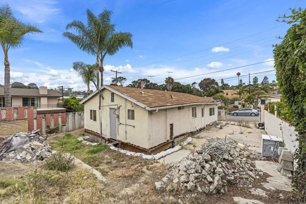 https://cdn.realtyfeed.com/cdn/127/306740773/c8b4c3ed78499db489257fc6eefa32e4.webp