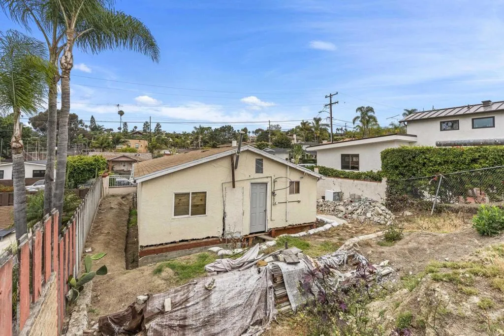 https://cdn.realtyfeed.com/cdn/127/306740773/f6ddad68df0be3865a5036e268456087.webp