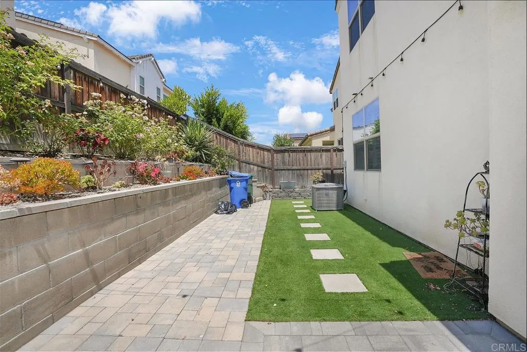 https://cdn.realtyfeed.com/cdn/127/306740788/7964ca0572c086097494f440bd30d7e9.webp