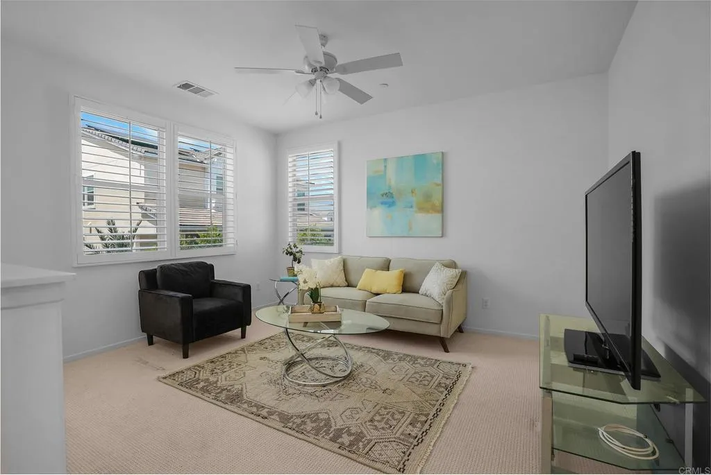 https://cdn.realtyfeed.com/cdn/127/306740788/bd5e3cf2c45d8642565d1f964ba47db0.webp