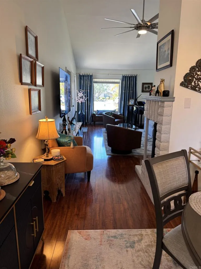 https://cdn.realtyfeed.com/cdn/127/306740789/44fc1dcfa5c48ba77a68df91074099da.webp