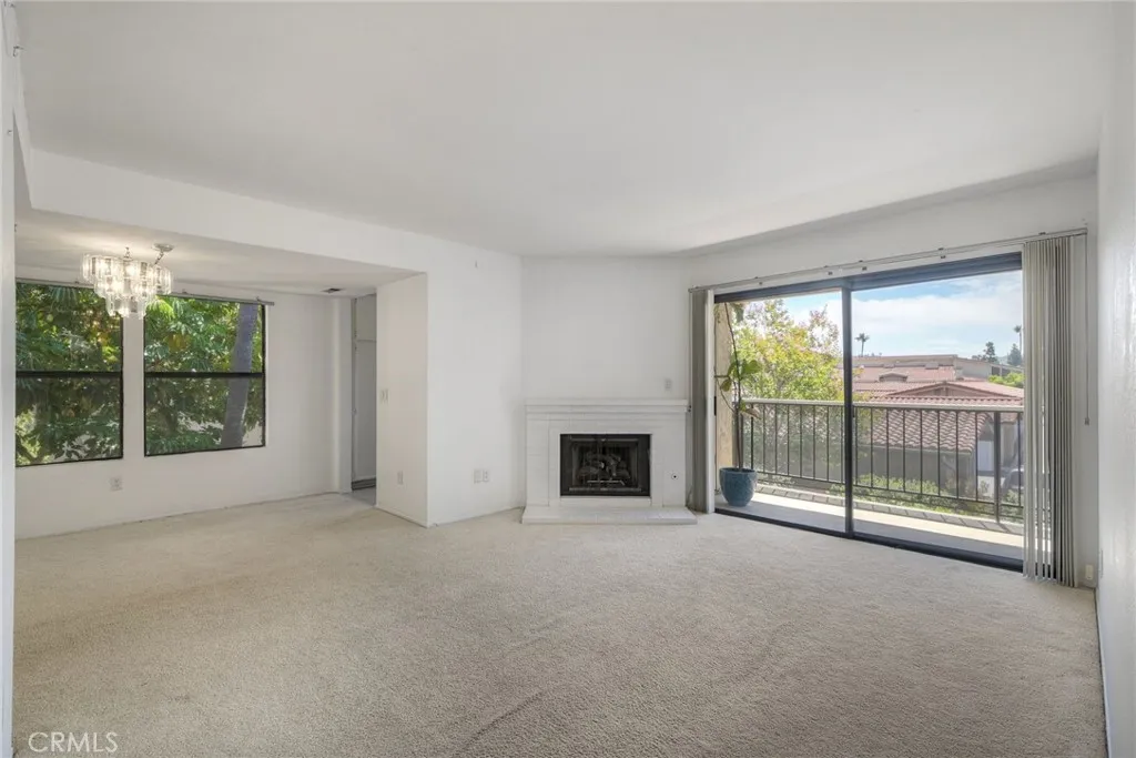 Photo #4: OC26124763 Listing: Photo #4