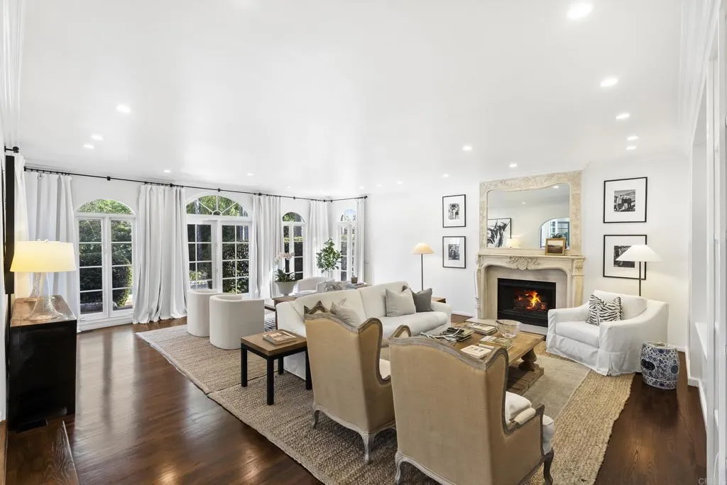 https://cdn.realtyfeed.com/cdn/127/306740841/c0d7c6388e28086a9ccfead0df6c6de3.webp