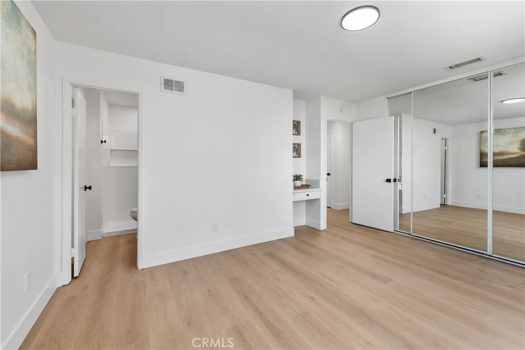 https://cdn.realtyfeed.com/cdn/127/306740870/dfd1df3a0046318ca32e416882b8f874.webp