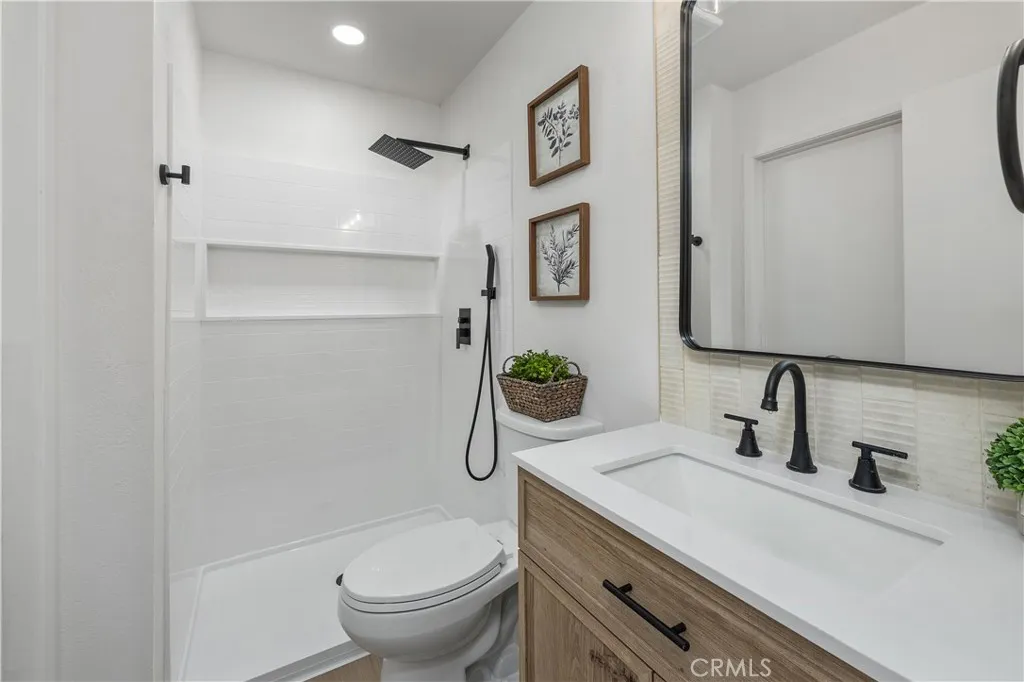https://cdn.realtyfeed.com/cdn/127/306740870/ff0caa585a1e40c6035fba6f2844c5a1.webp