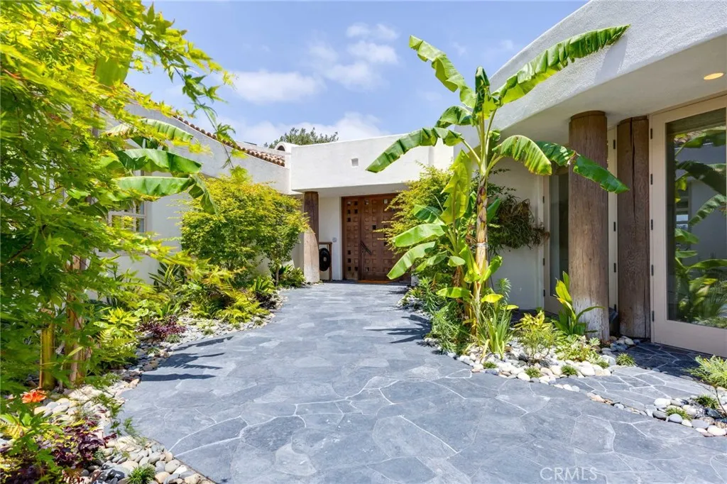 https://cdn.realtyfeed.com/cdn/127/306740888/404321acf32093434e3b073295728c5c.webp