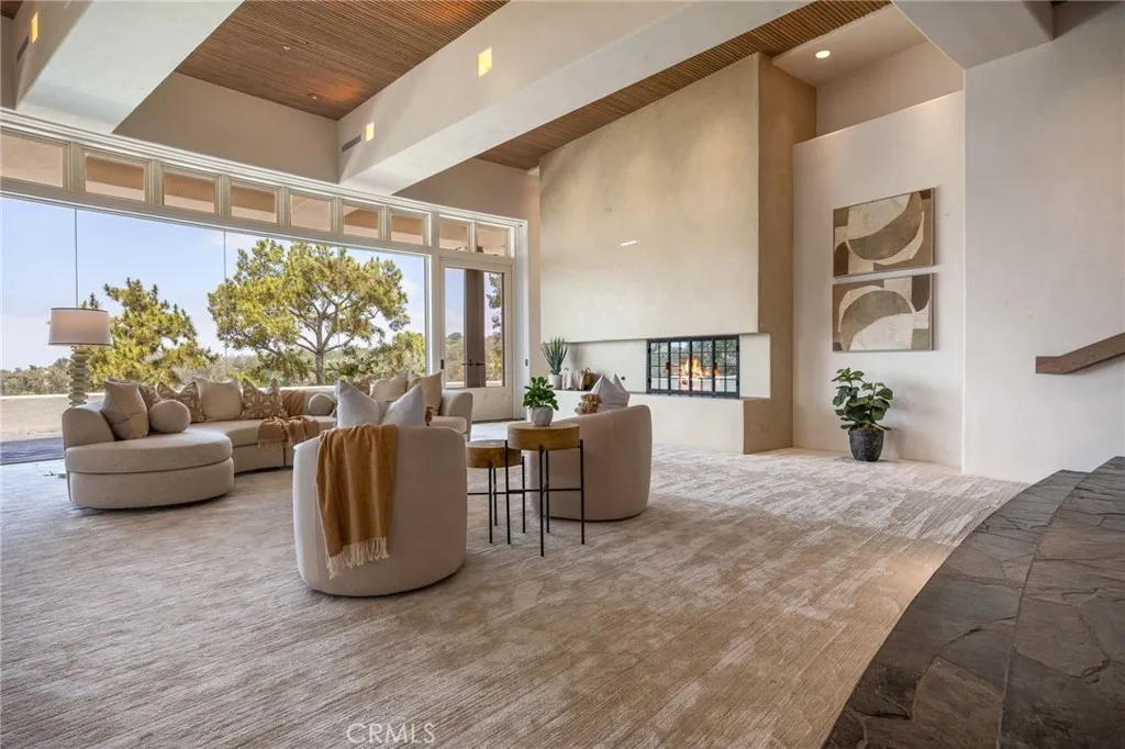 https://cdn.realtyfeed.com/cdn/127/306740888/57051cfd74dc5b3989142dab888857df.webp