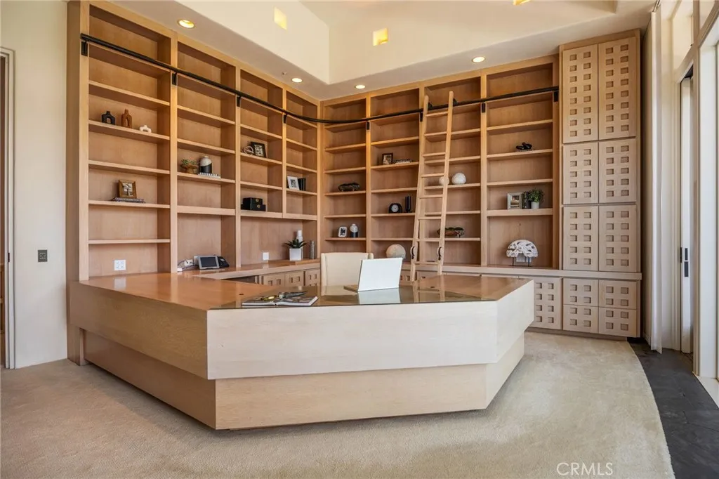 https://cdn.realtyfeed.com/cdn/127/306740888/dbf0a484610242dc42083ec0edebda10.webp