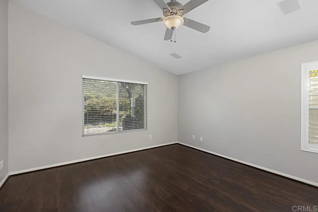 https://cdn.realtyfeed.com/cdn/127/306740907/60f790b8e9b1d4fcce7bf562fa167a1d.webp