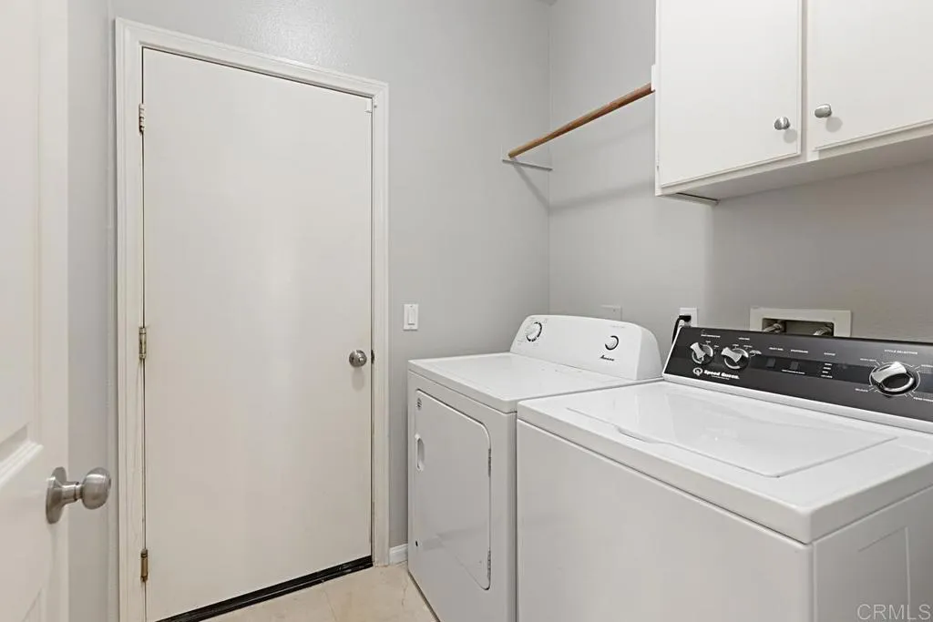 https://cdn.realtyfeed.com/cdn/127/306740907/6a08ac8b22415c303edb85c928a840fc.webp
