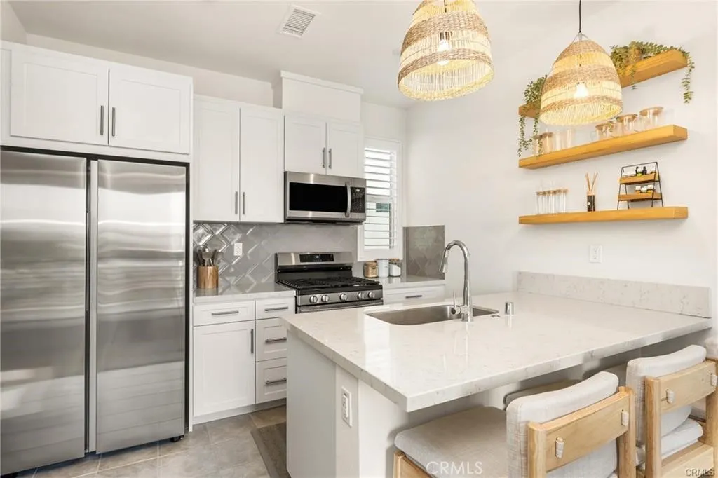 1590 E Hermosa Unit 3