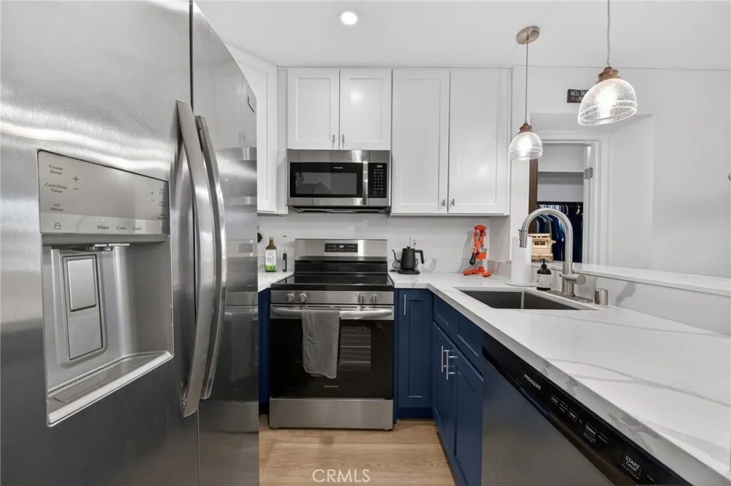 Photo #3: SW26127210 Listing: Photo #3