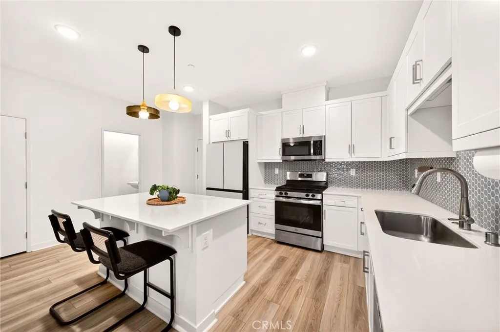 Photo #10: SW26127268 Listing: Photo #10