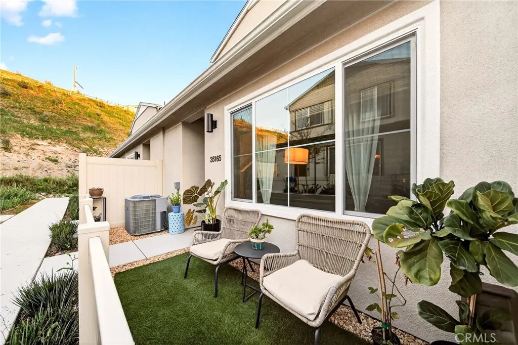 Photo #2: SW26127268 Listing: Photo #2
