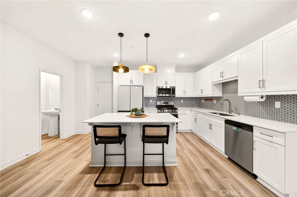 Photo #9: SW26127268 Listing: Photo #9