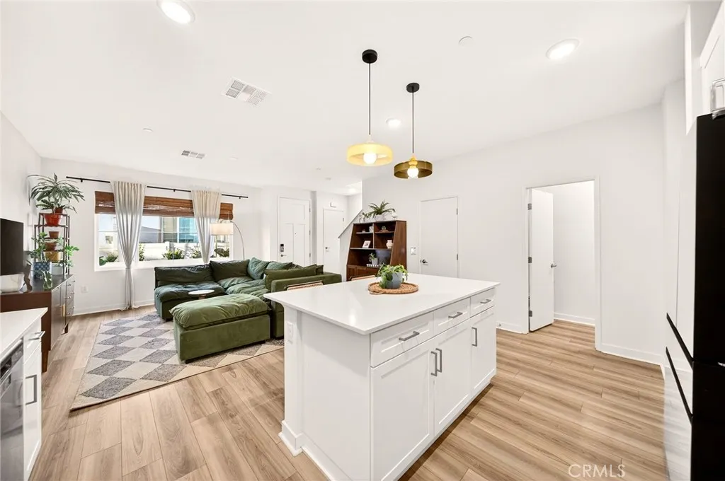 Photo #11: SW26127268 Listing: Photo #11