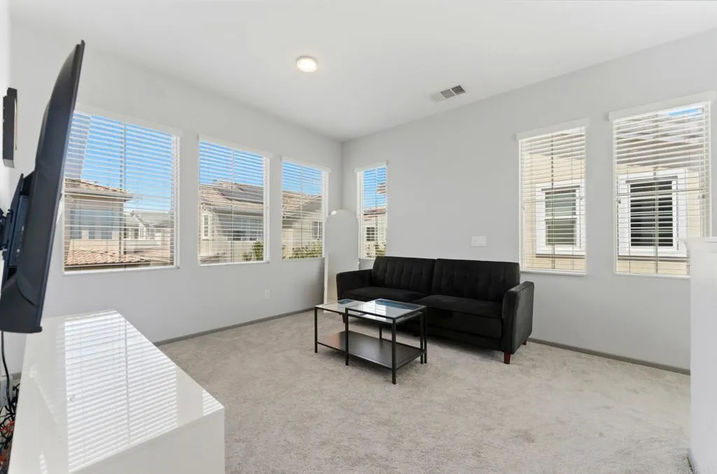 https://cdn.realtyfeed.com/cdn/127/306740945/0f5fb61637002771501acce51badb904.webp
