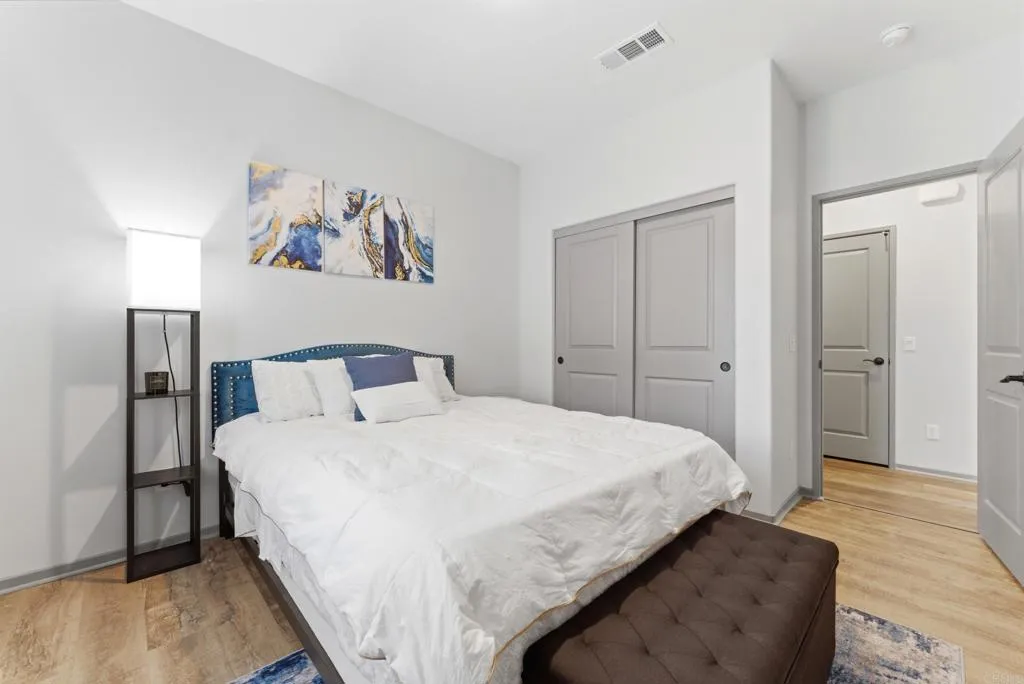 https://cdn.realtyfeed.com/cdn/127/306740945/18846da6e34c0f1ceb6338ed4e17934d.webp