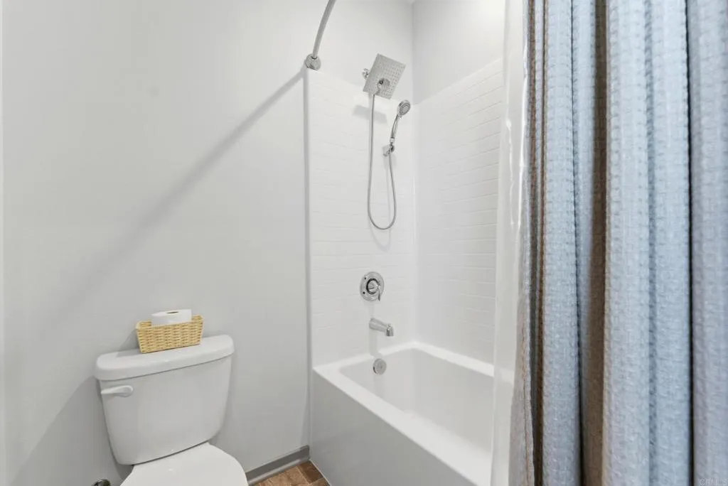 https://cdn.realtyfeed.com/cdn/127/306740945/dba57bcfcae87f2dc9f31f1d757014ad.webp
