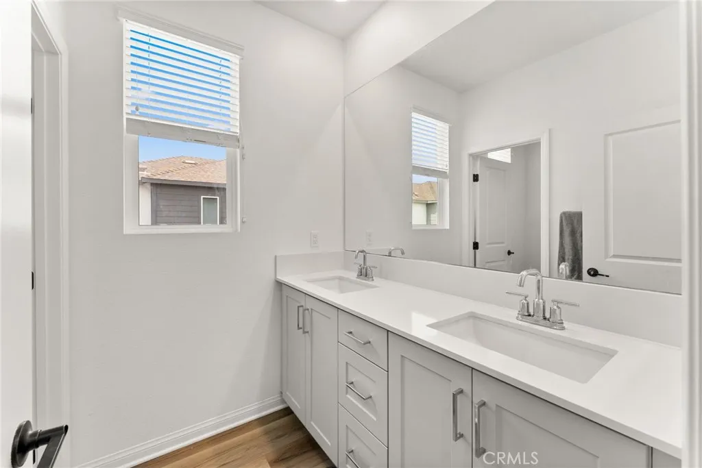 https://cdn.realtyfeed.com/cdn/127/306740972/d254f4f9a7c31e3263ec9c45302b4ea9.webp