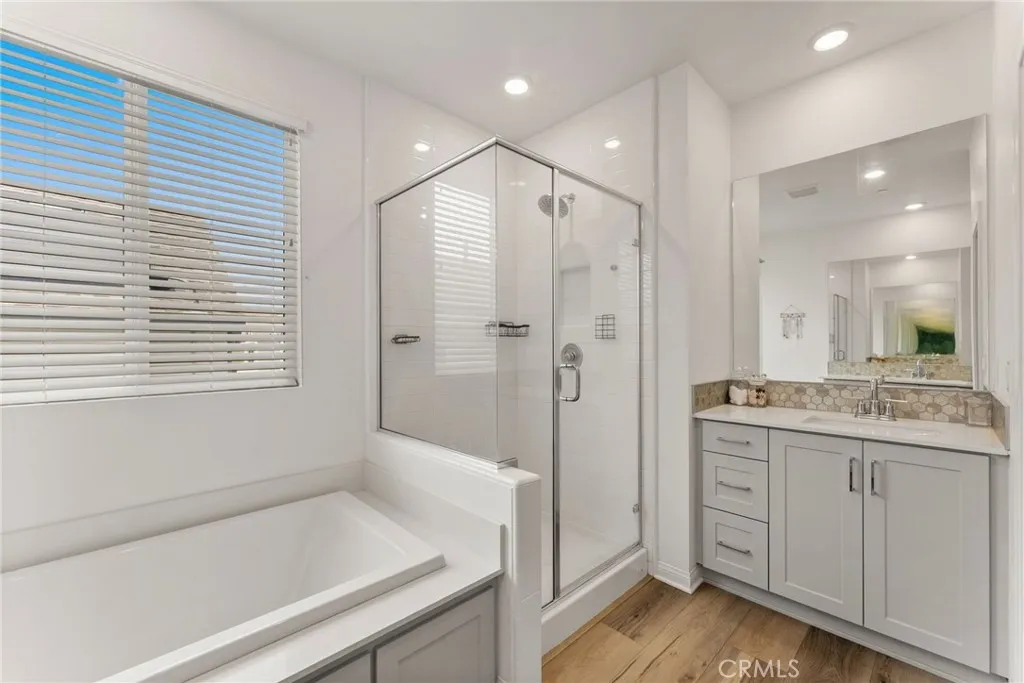 https://cdn.realtyfeed.com/cdn/127/306740972/d56a0e365ff5a23fac97bb0abefd232f.webp