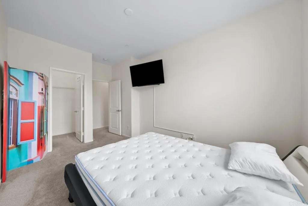 https://cdn.realtyfeed.com/cdn/127/306741012/d19078ec0749855dd7ba9fc072d16257.webp