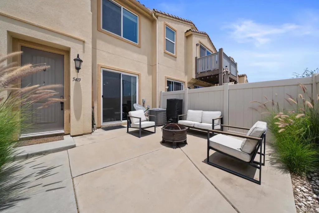 https://cdn.realtyfeed.com/cdn/127/306741012/f97d87d14b9e07a3a1c0498d69417a69.webp