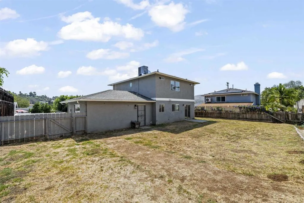 https://cdn.realtyfeed.com/cdn/127/306741021/31637e135e13497f95332a2d64bee320.webp