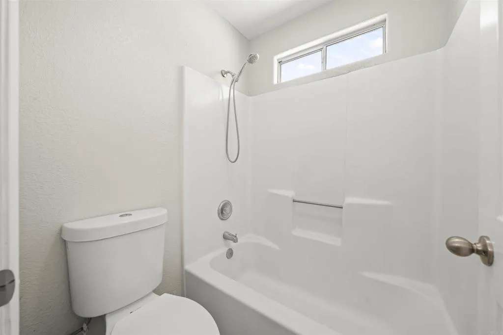 https://cdn.realtyfeed.com/cdn/127/306741021/3d2e9ef3988d3ec08c2923e42c687550.webp