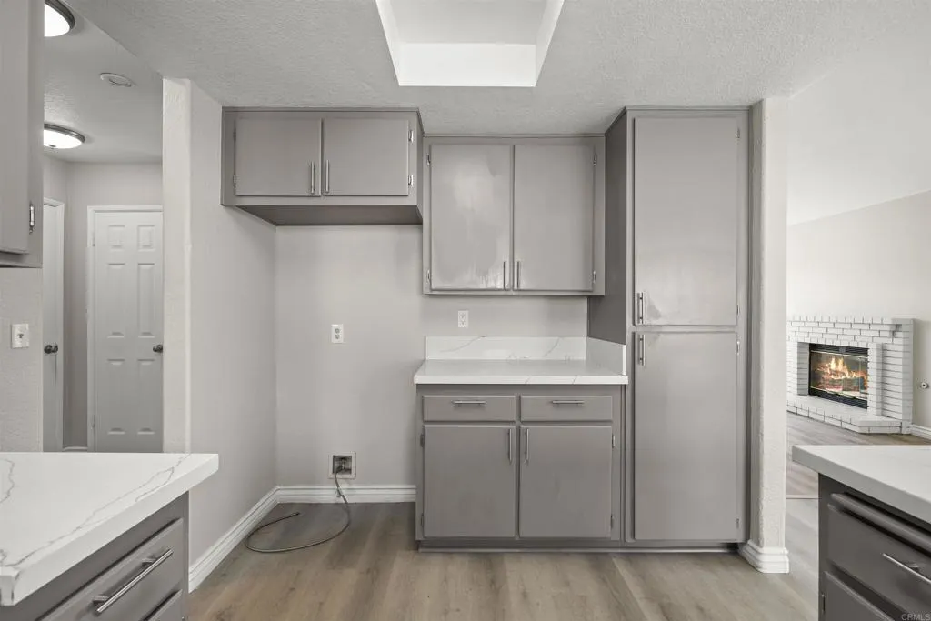 https://cdn.realtyfeed.com/cdn/127/306741021/5c009bc5f80134f2c842af2db0e8c0ed.webp