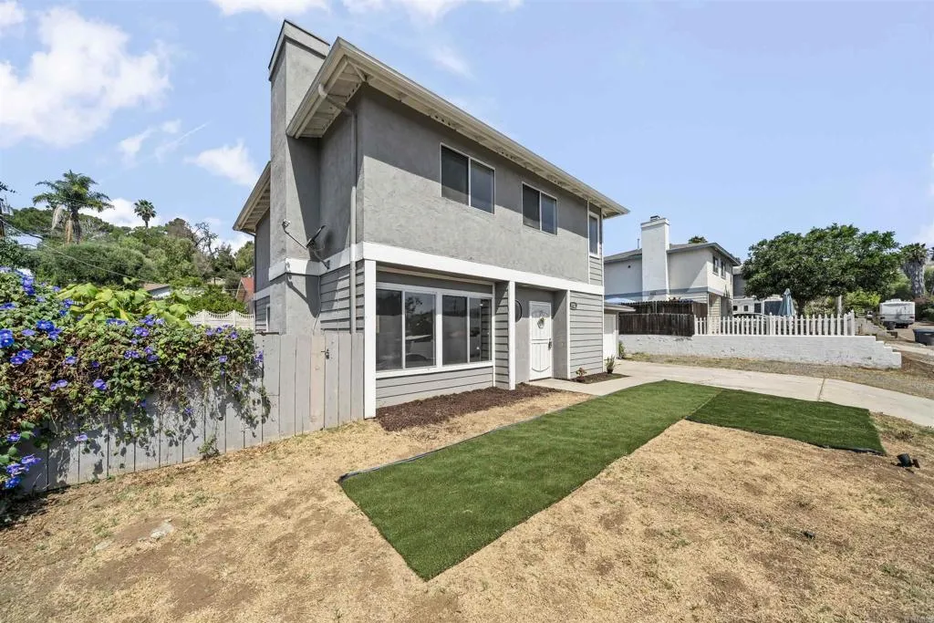 https://cdn.realtyfeed.com/cdn/127/306741021/876faf3139ca5a77bd4b40b5b9d13026.webp