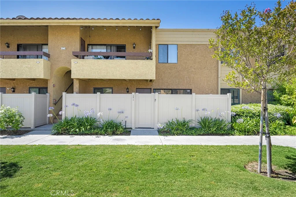 18756 Mandan St. Unit 1511, Canyon Country, CA 91351 - Photo 4 of 24, Canyon Country, CA