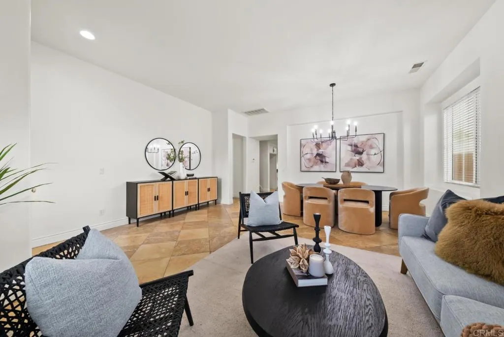 https://cdn.realtyfeed.com/cdn/127/306741060/1830063b676da642dfc544db355397c1.webp