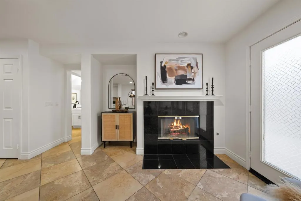 https://cdn.realtyfeed.com/cdn/127/306741060/18c78343fd7ef5a3c87159887abae018.webp