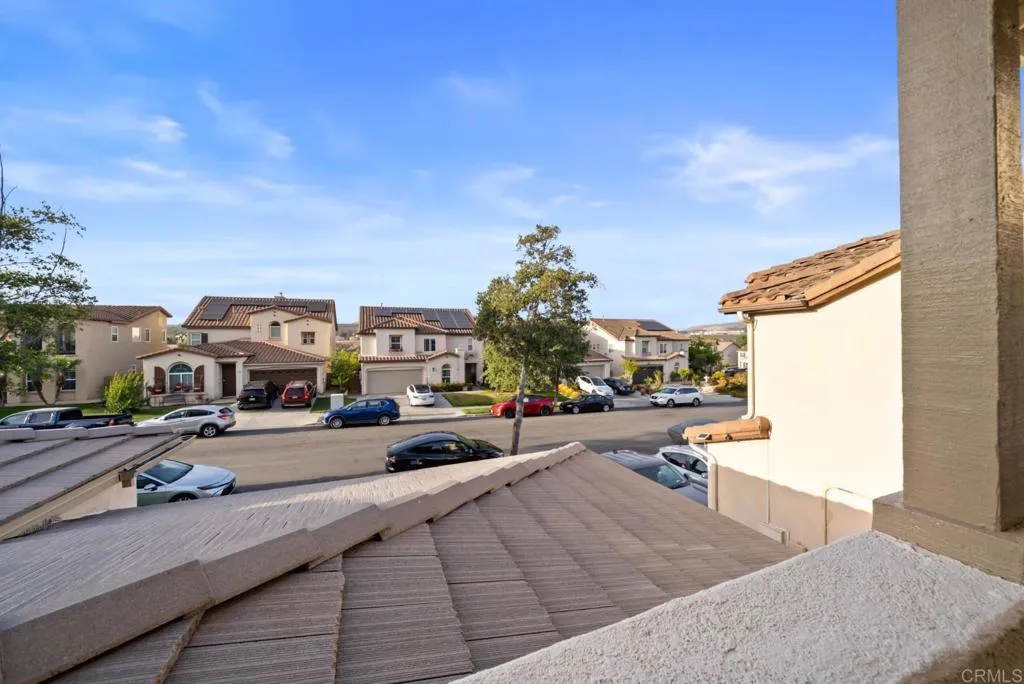 https://cdn.realtyfeed.com/cdn/127/306741060/20eeeac2561fea333f300811d00bae43.webp